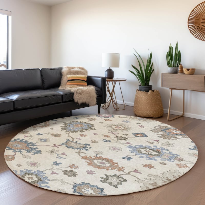 Machine Washable Indoor/ Outdoor Traditional Persian Chantille Rug - Ivory - 8' x 8'