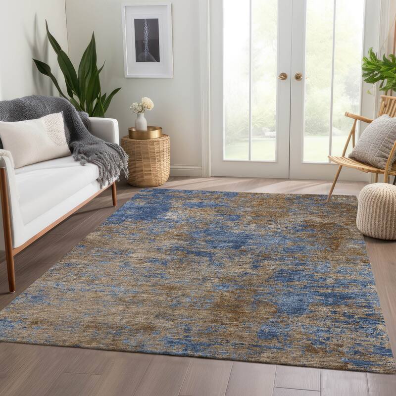 Machine Washable Indoor/ Outdoor Abstract Ombre Chantille Rug