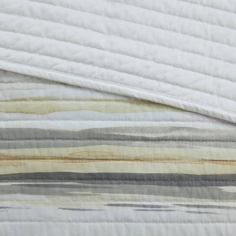 Rossetta 6-Piece Serene and Tranquil Watercolor Striped Printed Full/Queen Quilt Set with Throw Pillows