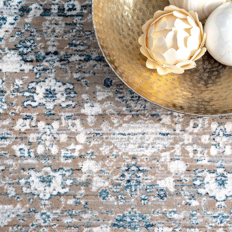 Nuloom Transitional Vintage Medallion Esmee Area Rug
