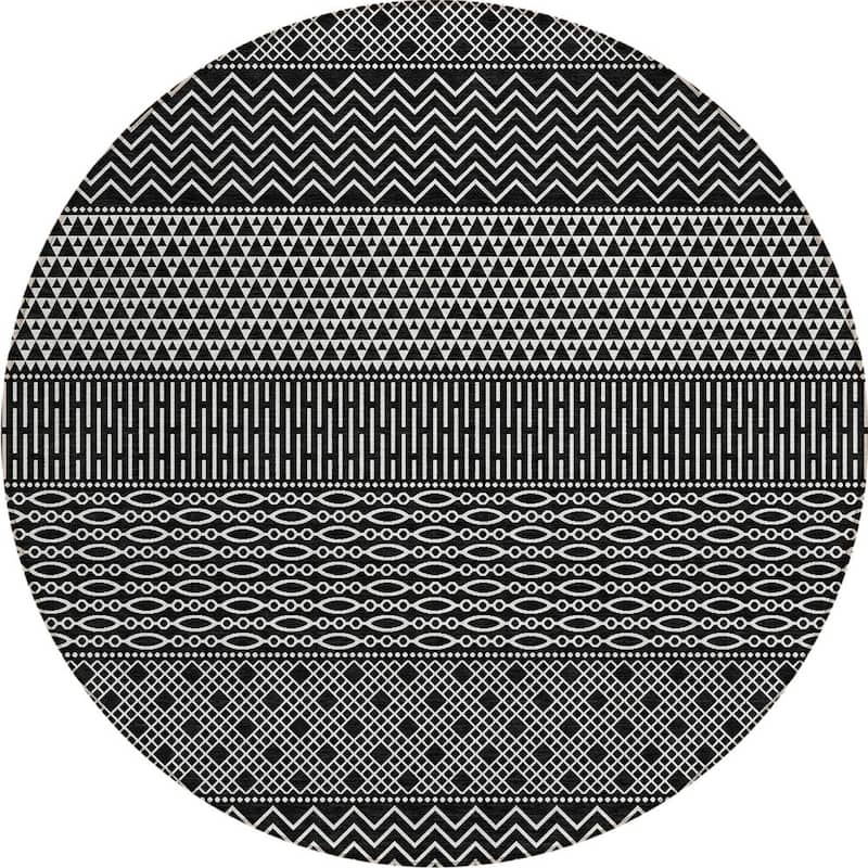 HomeRoots Chevron Modern Rectangle Outdoor Rug