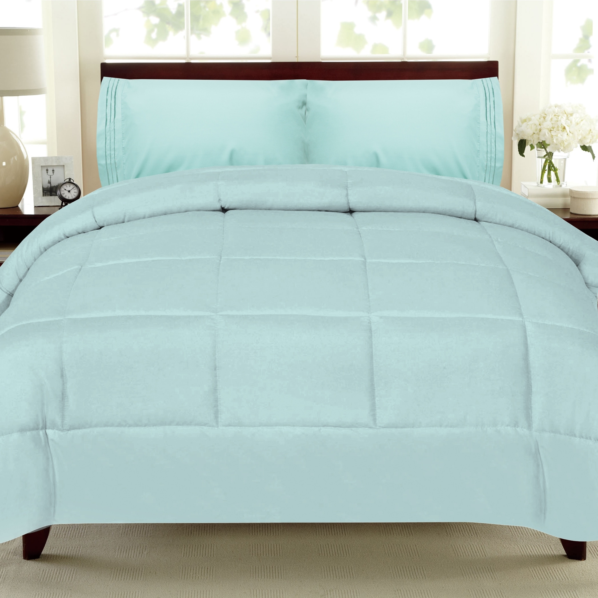 Plush Solid Color Box Stitch Down Alternative Comforter