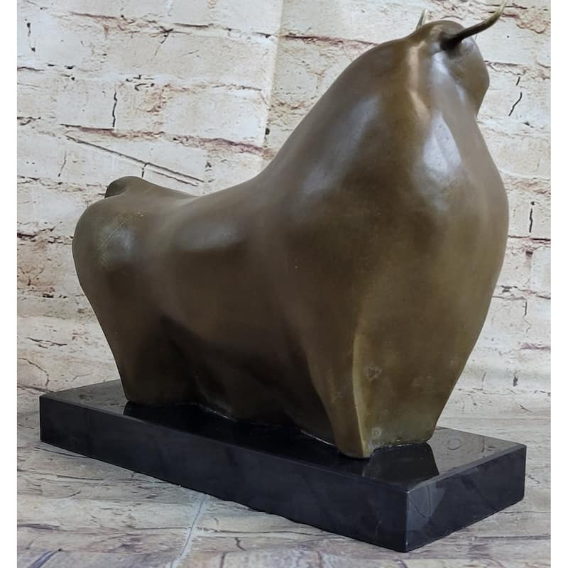 Modern Art Abstract Imitative Bull Bronze Figurine Botero Statue Sculpture Figurine Figure