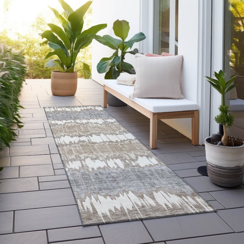 Machine Washable Indoor/ Outdoor Chantille Contemporary Ombre Rug - Taupe - 2'3" x 7'6"