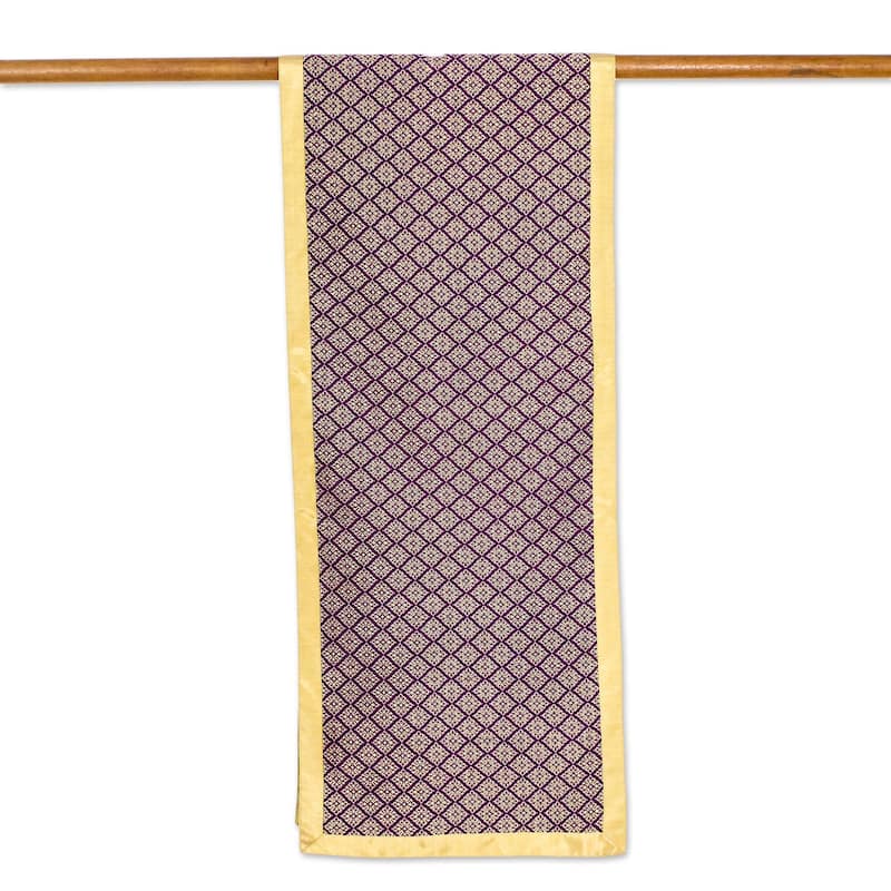 Handmade Regal Yok Dok table runner (Thailand)
