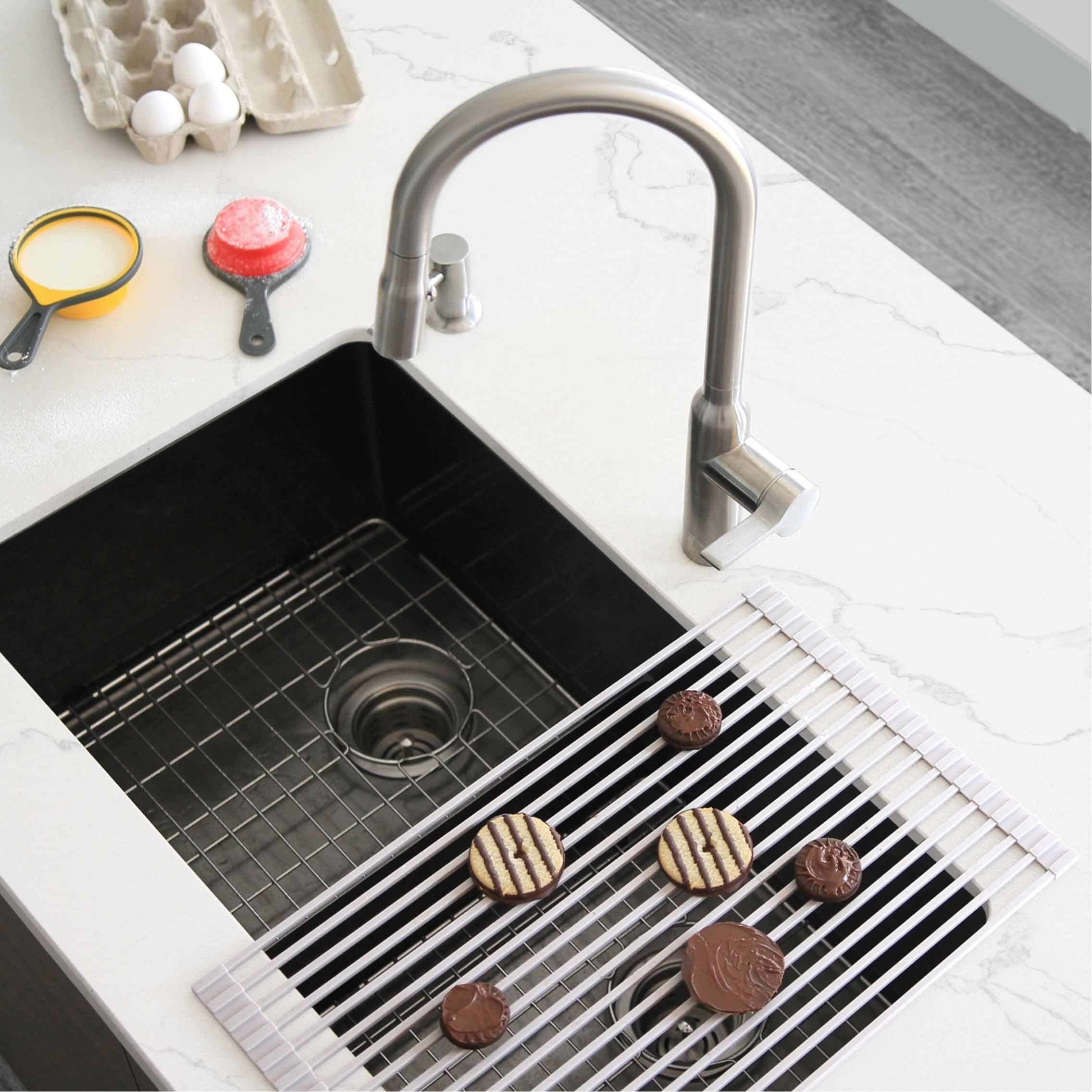 ZUHNE Roll-Up Over the Sink Dish Drying Rack, Gray – Zuhne