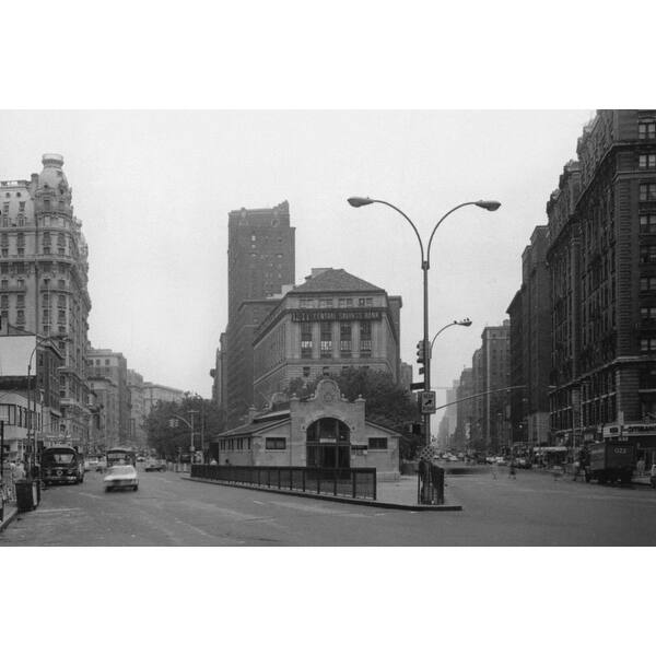 72nd Street Station Black and White Gallery Wrapped Canvas Bed Bath