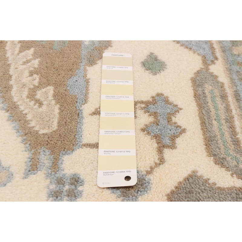 ECARPETGALLERY Hand-knotted Royal Oushak Cream Wool Rug - 8'0 x 8'0