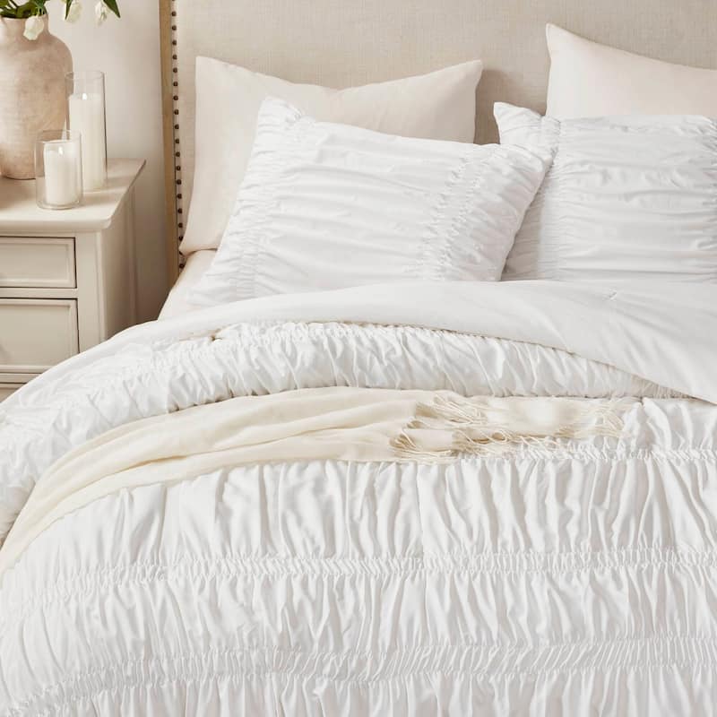 French Country Twin/Twin XL Comforter Set White Microfiber Ruched Design All-Season Bedding, 2PC