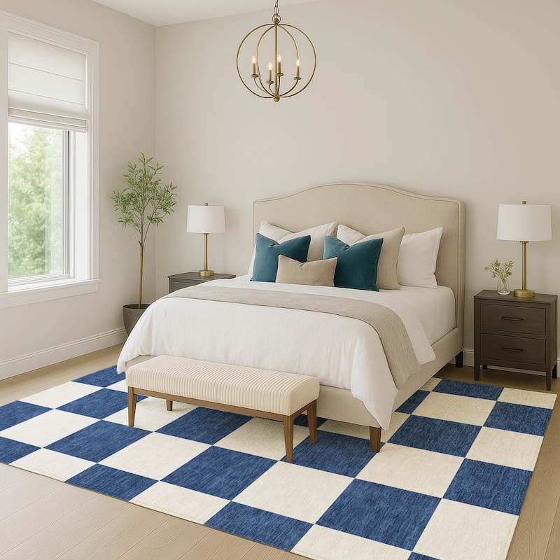 Machine Washable Indoor/ Outdoor Modern Checker Chantille Rug