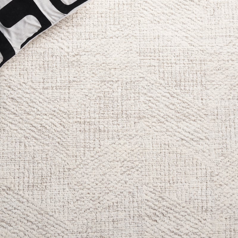SAFAVIEH Handmade Abstract Arnþridur Contemporary Wool Rug