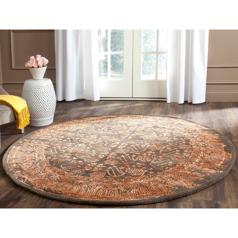SAFAVIEH Handmade Unique Shila Traditional Oriental Wool Rug - 6' Round - Light Brown/Rust