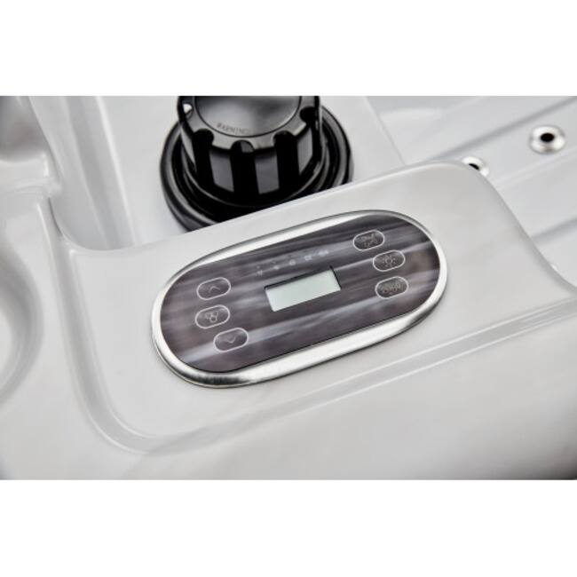 Luxury Spas Riley 3-Person Spa