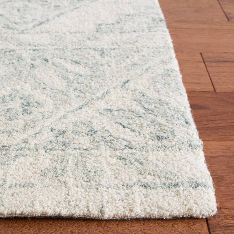 Martha Stewart by SAFAVIEH Handmade Reineke Wool Rug