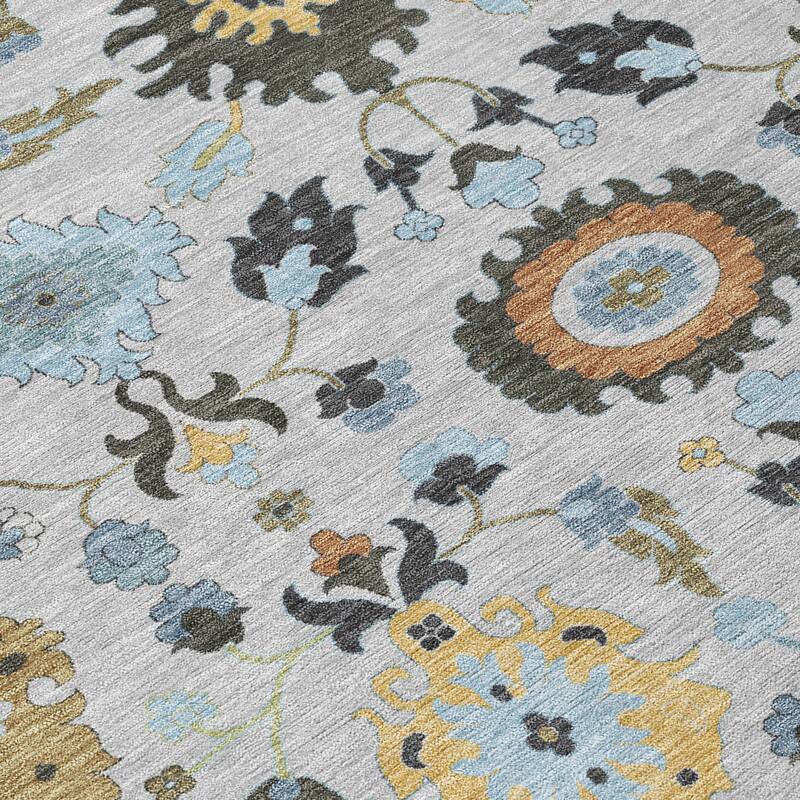 Machine Washable Indoor/ Outdoor Traditional Marci Chantille Rug