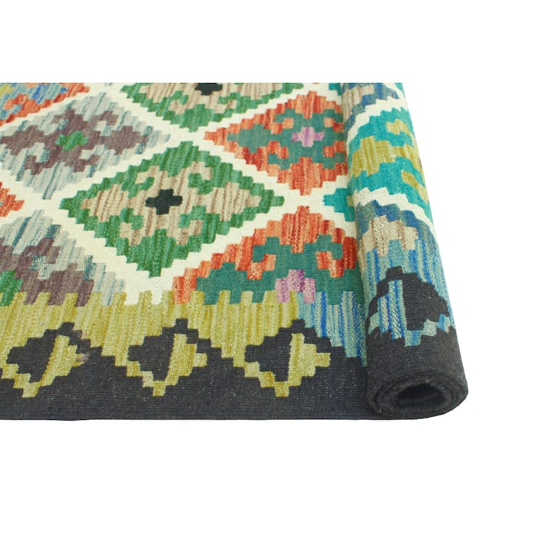 Flatweave Magdali Black/Ivory Rug - 3'4" x 4'11"