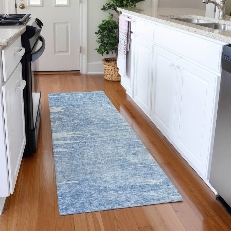 Machine Washable Indoor/ Outdoor Chantille Abstract Ombre Rug - Sky - 2'3" x 7'6"