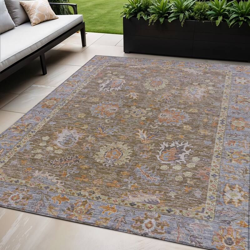 HomeRoots Floral Traditional Rectangle Outdoor Rug - 5' X 8'