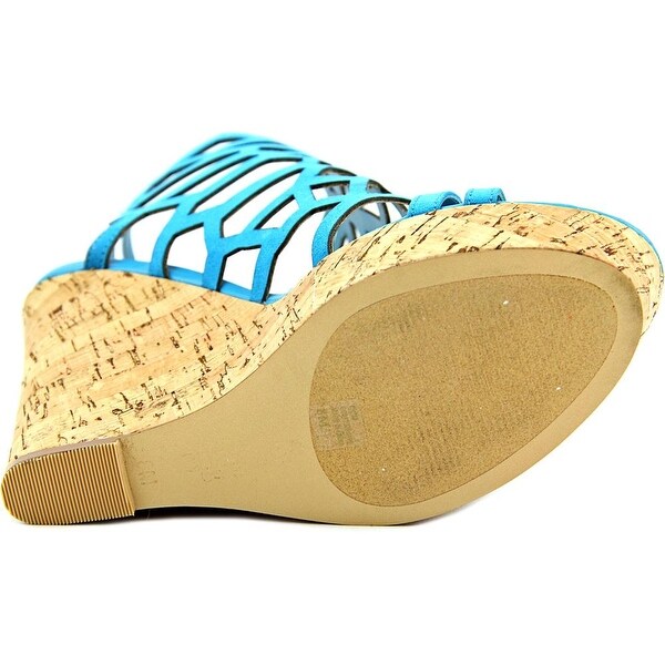 charles by charles david apollo wedge sandal