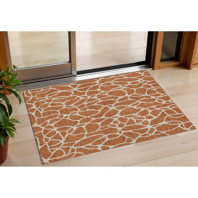 HomeRoots Geometric Transitional Rectangle Outdoor Rug - 3' x 5'