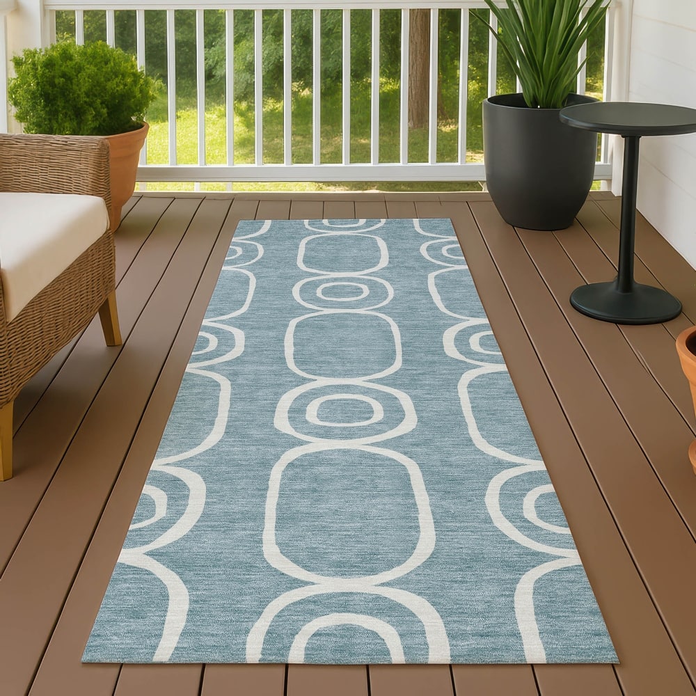 Machine Washable Indoor/ Outdoor Modern Vibe Chantille Rug