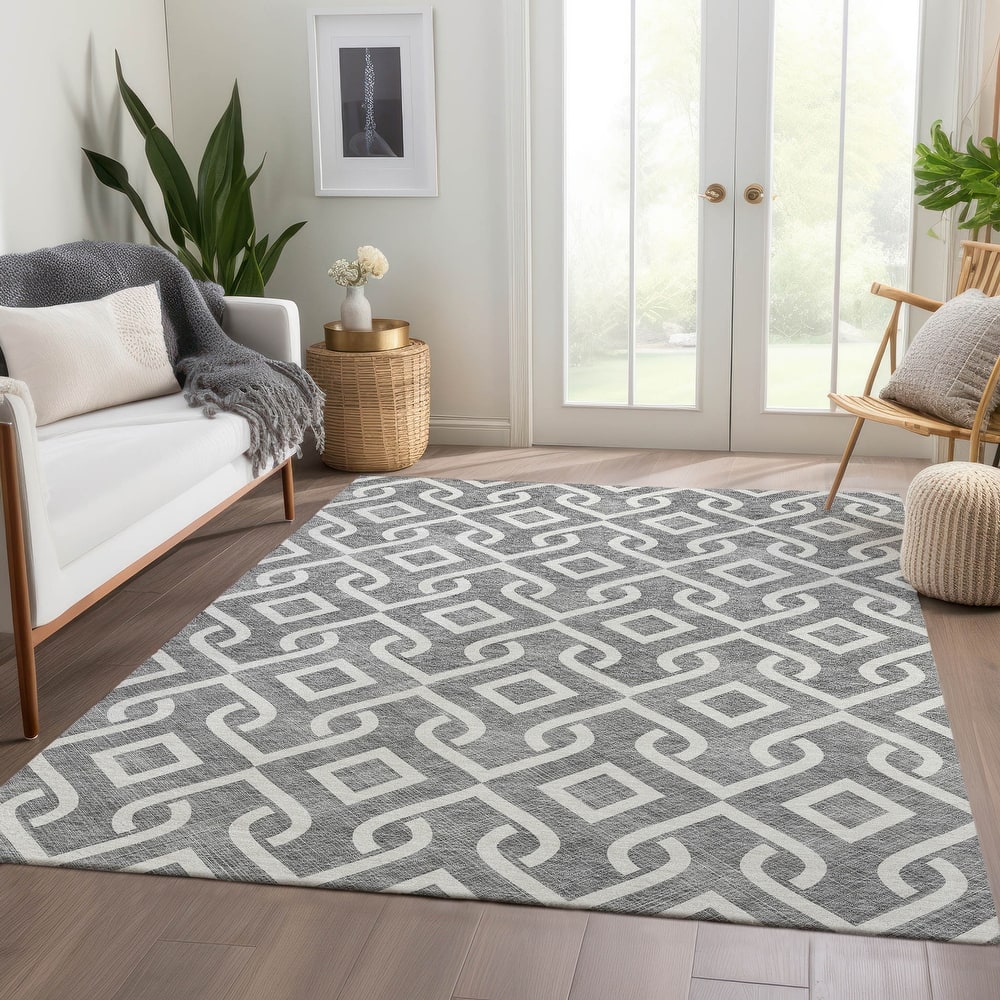 Machine Washable Indoor/ Outdoor Chantille Scroll Trellis Rug