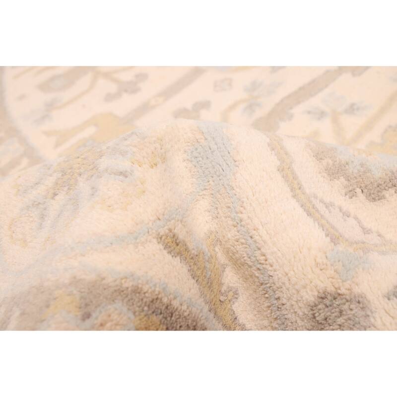ECARPETGALLERY Hand-knotted Royal Oushak Ivory Wool Rug - 8'0 x 7'9
