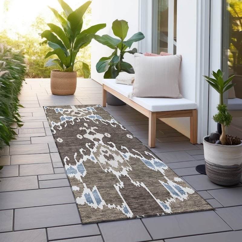 Machine Washable Indoor/ Outdoor Chantille Boho Global Rug - Fudge - 2'3" x 7'6"