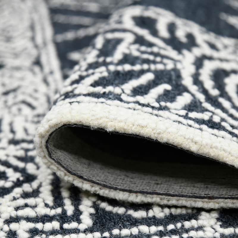 Bakari Suney Charcoal Hand-Hooked Wool Area Rug