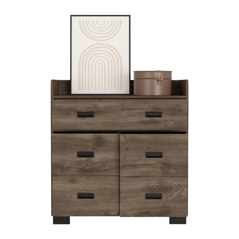 Alyn 33-inch Wide Dresser with 4 Legs, 4 Drawers, 1 Double Drawer