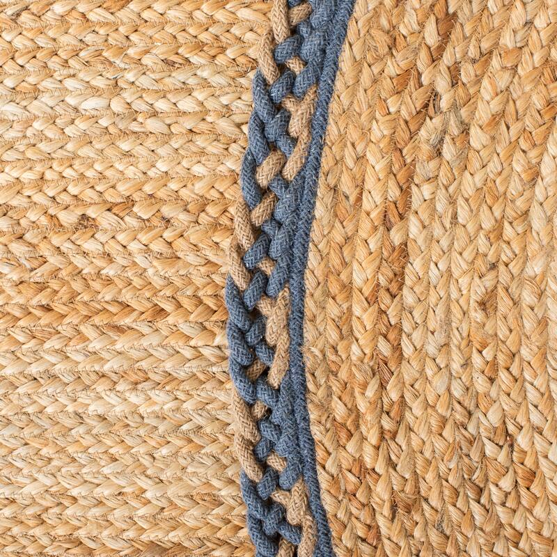 SAFAVIEH Handmade Natural Fiber Asgerdur Casual Jute Rug