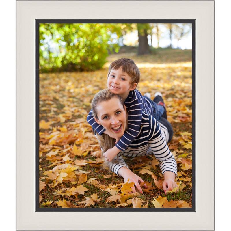 Ellie Picture Frame, Photo Frame - 20x24 - Ellie Silver Black