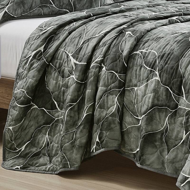 Arelli Luxury 3 Piece Bedspread
