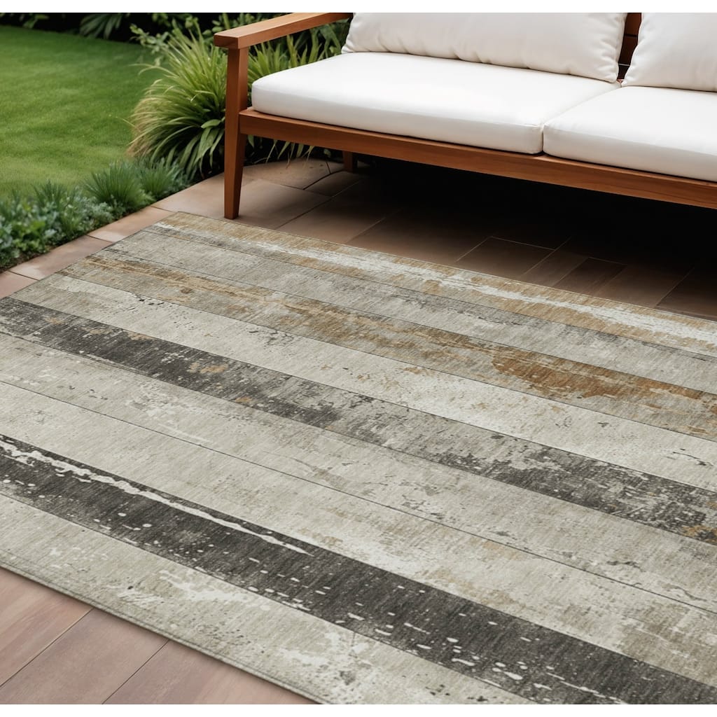 HomeRoots Striped Transitional Rectangle Outdoor Rug