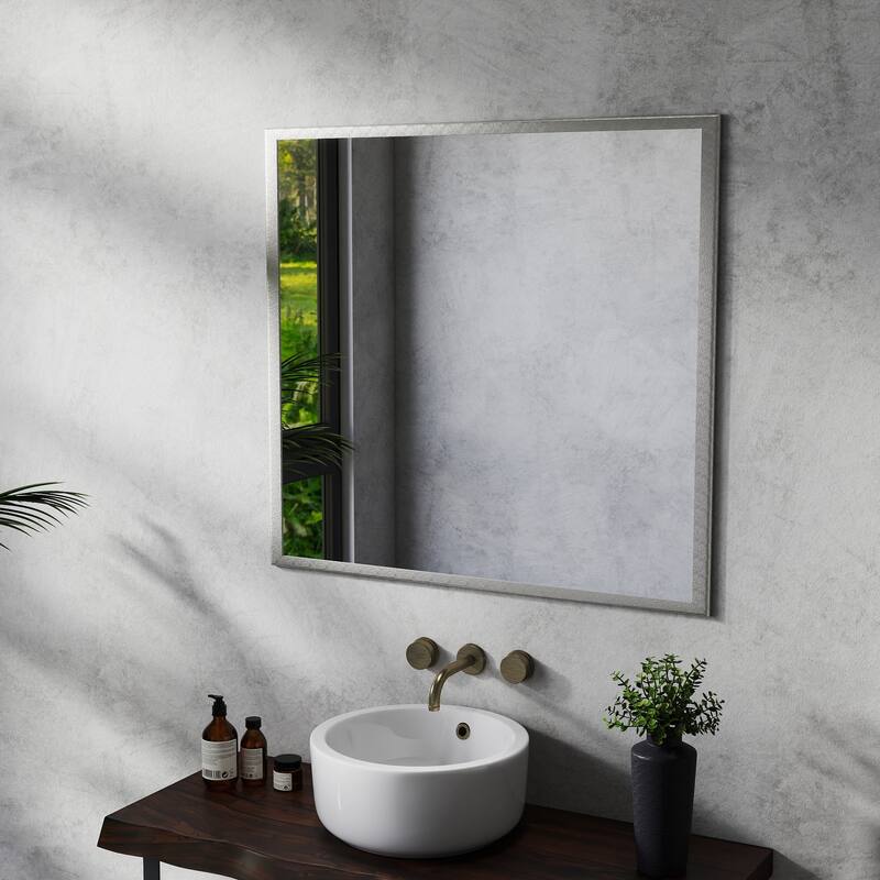 Durable Aluminum FrameDurable Aluminum Frame, 32-inch Aluminum Silver Mirror, High-Quality Mirror Surface​ - 31.5