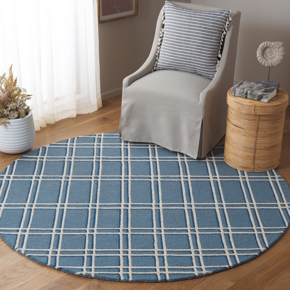 SAFAVIEH Handmade Genre Yeliz Geometric Wool Rug