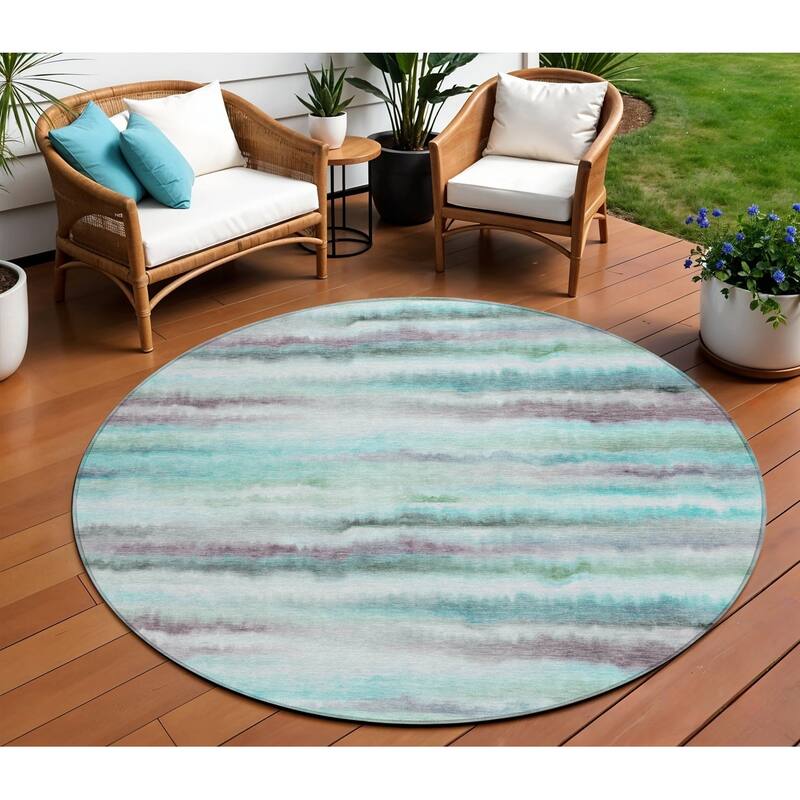 HomeRoots Striped Transitional Rectangle Outdoor Rug - 8' Round