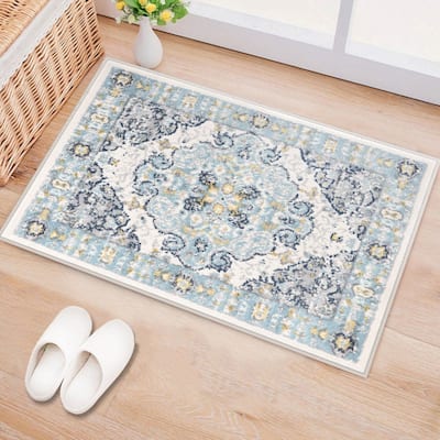 World Rug Gallery Vintage Oriental Distressed Medallion Rug