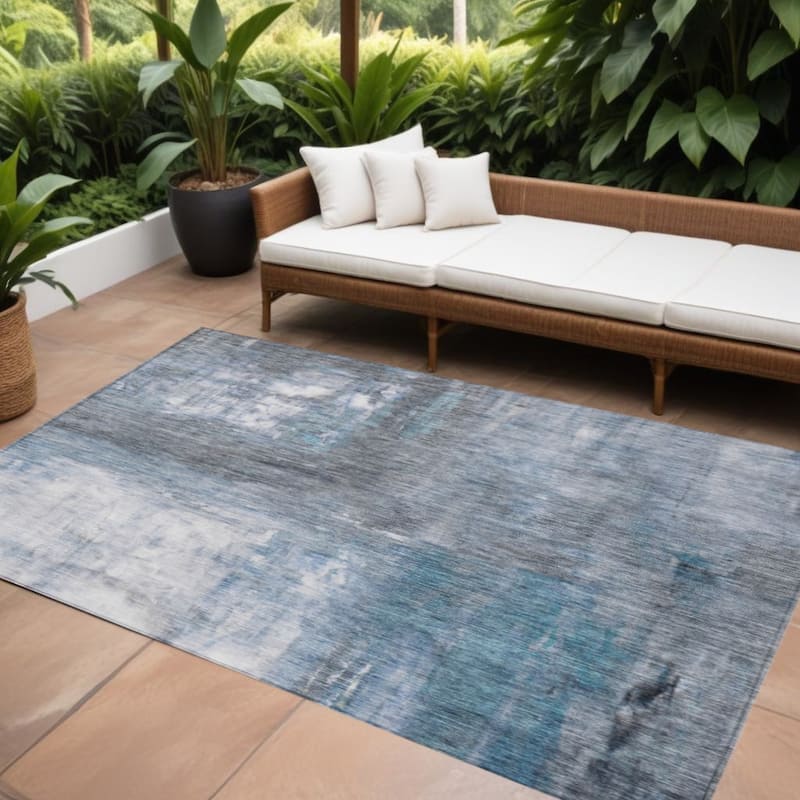 HomeRoots Abstract Transitional Rectangle Outdoor Rug - 9' X 12'