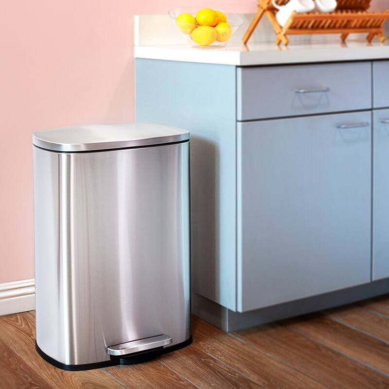 Qualiazero 13.2 GAL plus TWO 1.3 GAL Rectangular Step Can Trash Cans - Family Combo