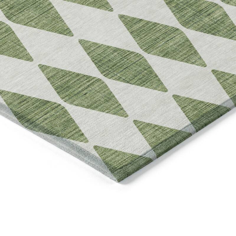 HomeRoots Geometric Transitional Rectangle Outdoor Rug
