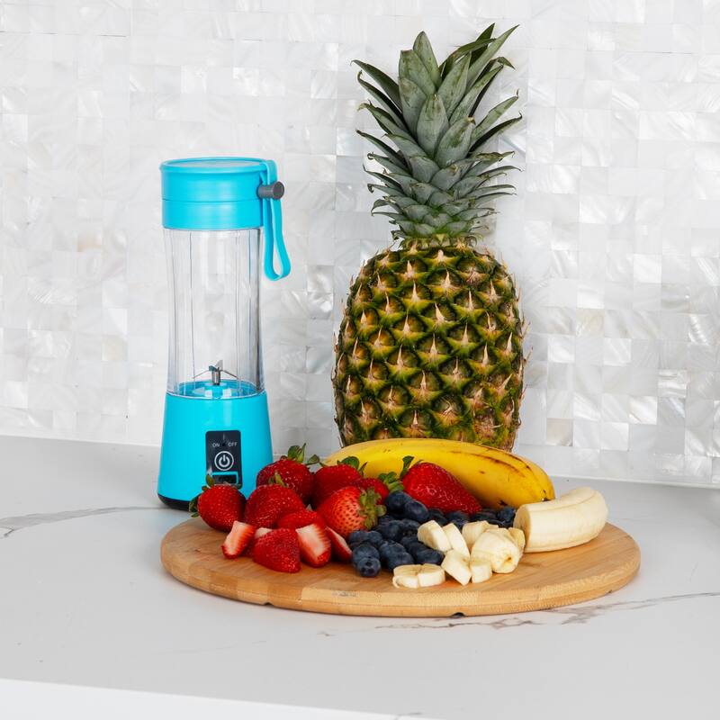 Mind Reader Handheld, Rechargeable Personal Juicer, USBPowered