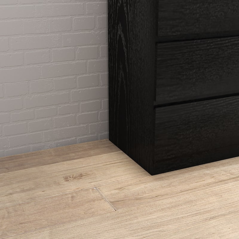 31.5" Modern Black Dresser‌ – 4-Drawer Handle-Free Storage Chest for Bedroom & Living Room.