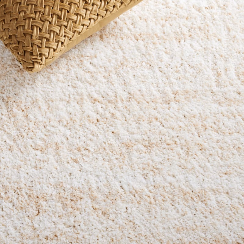 SAFAVIEH Berber Shag Rafaele 1.25-inch Thick Rug