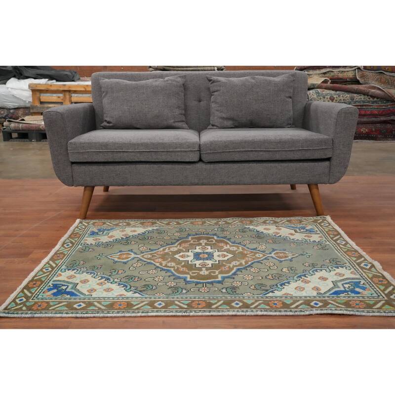 Hand Knotted Oriental 100% Wool Carpet Traditional Medallion Green Tabriz Area Rug - 4' 6'' X 3' 2''