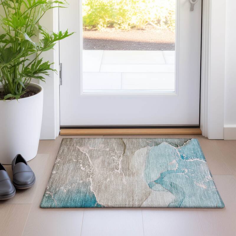 Machine Washable Indoor/ Outdoor Abstract Marble Chantille Rug