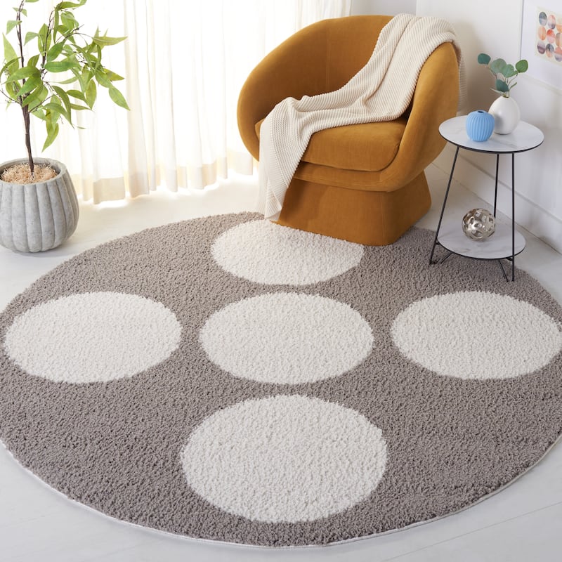 SAFAVIEH Calico Shag Kantha Geometric Dot 1.5-inch Thick Rug - 6'7" Round - Grey/Ivory