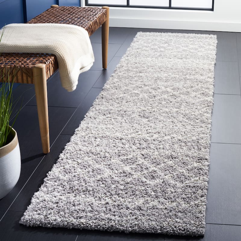 SAFAVIEH Arizona Shag Lotta Moroccan 1.2-inch Thick Rug - 2'3"x12'Runner - Grey/Ivory