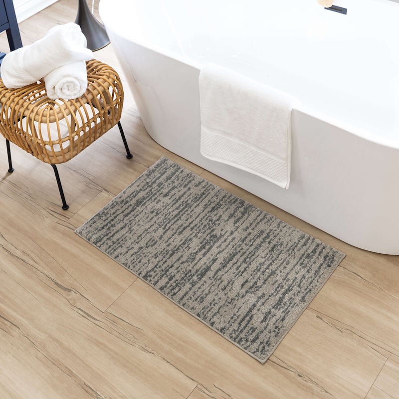 Mohawk Home Nimbus Machine Washable Bath Mat