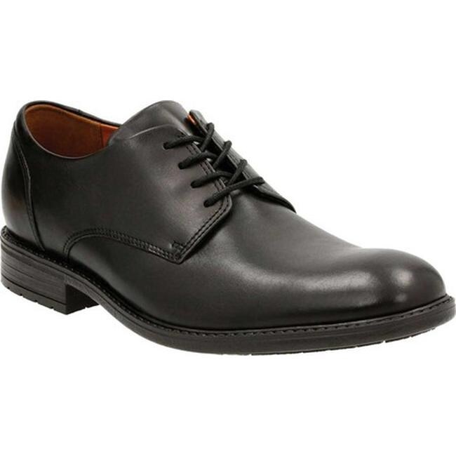 clarks truxton plain